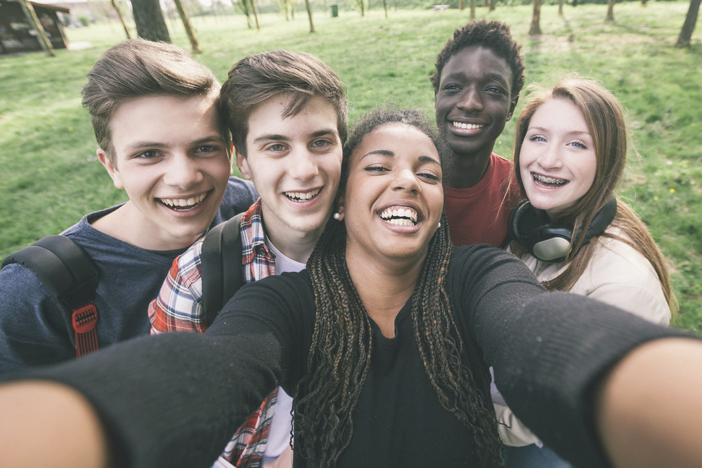 Butterfly Beginnings Play therapy Davenport, Iowa image of thriving teens